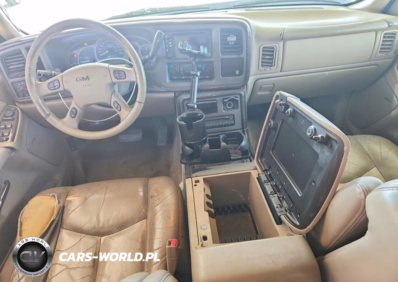 2005 GMC Yukon Denali VIN:1GKEK63U45J117748 - 8