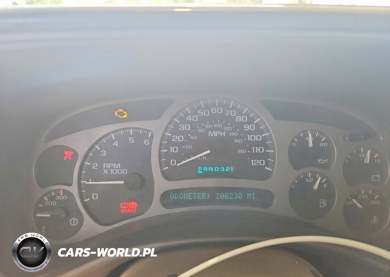 2005 GMC Yukon Denali VIN:1GKEK63U45J117748 - 9