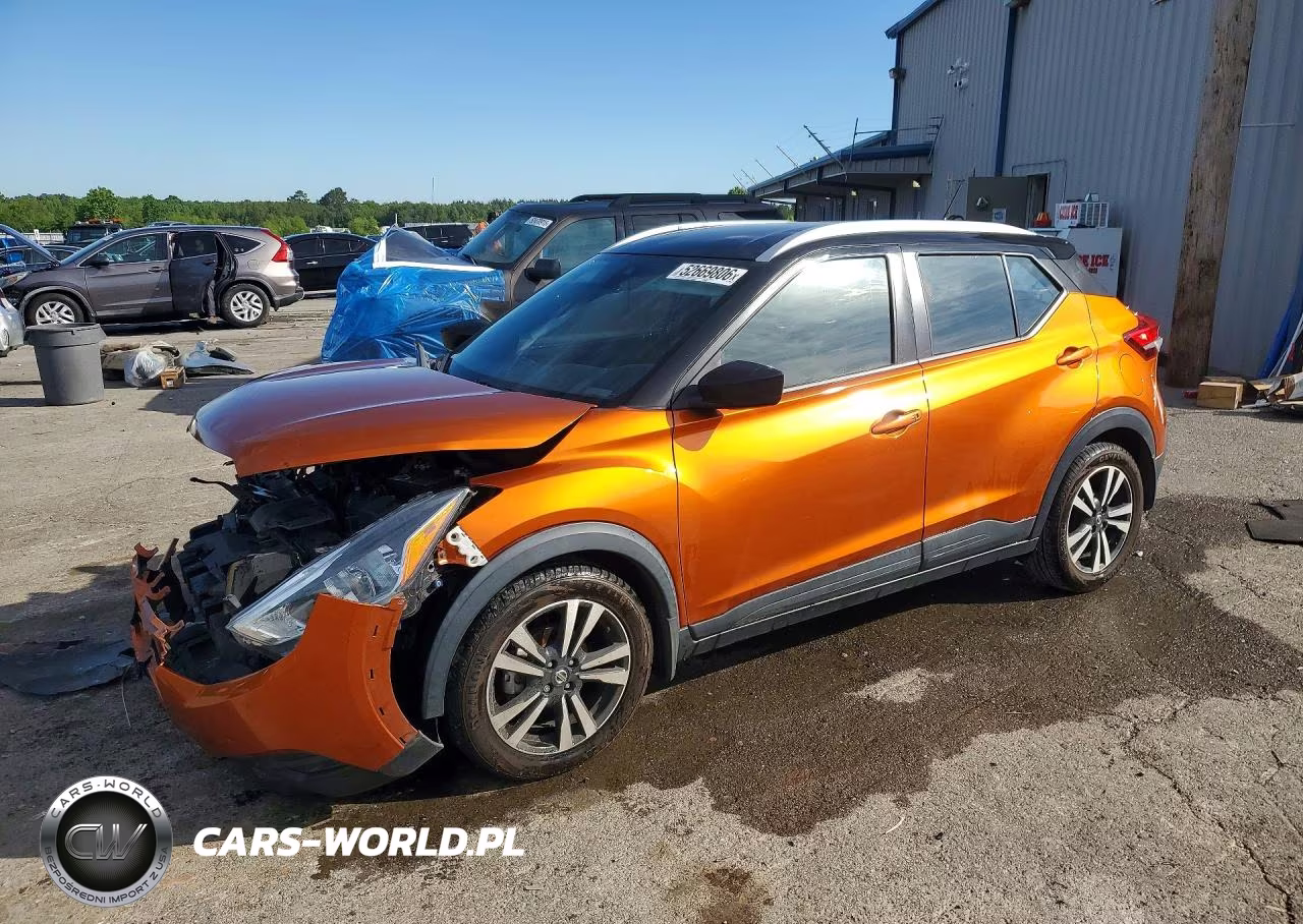 2020 Nissan Kicks Sv