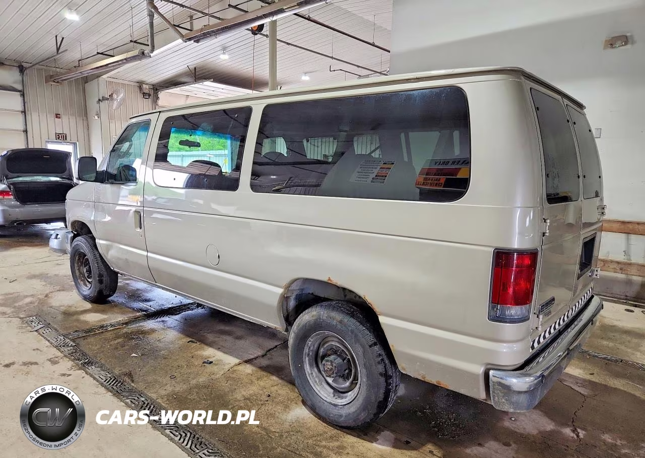 2008 Ford Econoline E350 Super Duty Wagon VIN:1FBNE31L58DB11329 - 2