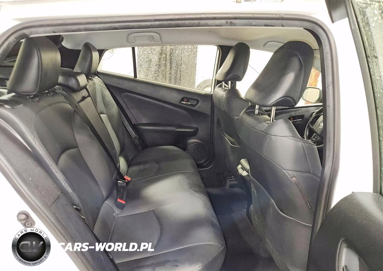 2021 Toyota Prius Xle Awd-E VIN:JTDL9MFUXM3027201 - 10