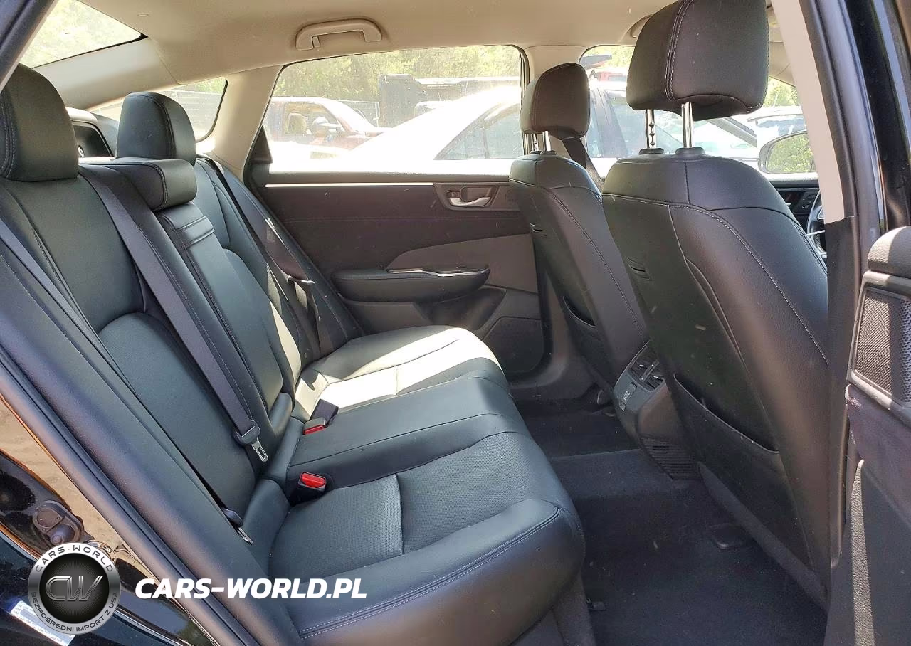 2019 Honda Clarity Touring VIN:JHMZC5F37KC004415 - 10