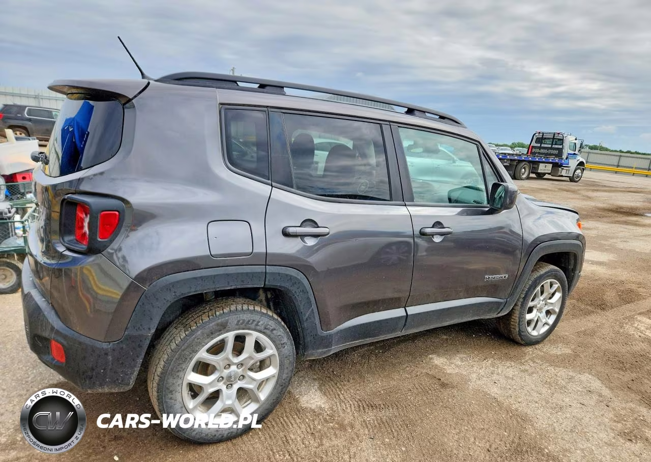 2017 Jeep Renegade Latitude VIN:ZACCJBBB9HPE57903 - 3