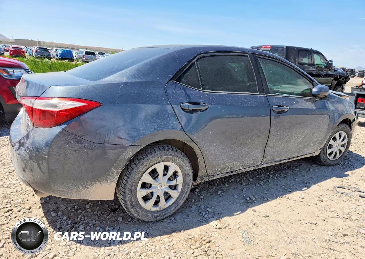 2016 Toyota Corolla L VIN:5YFBURHE1GP472399 - 3