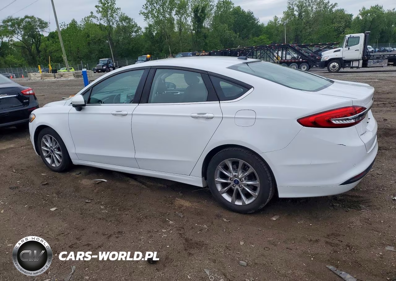 2017 Ford Fusion Se VIN:3FA6P0H7XHR380229 - 2