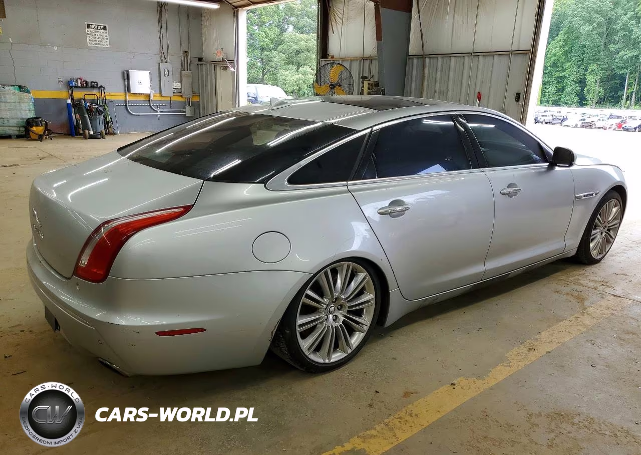 2013 Jaguar Xjl Supercharged VIN:SAJWA2GE0DMV46026 - 3