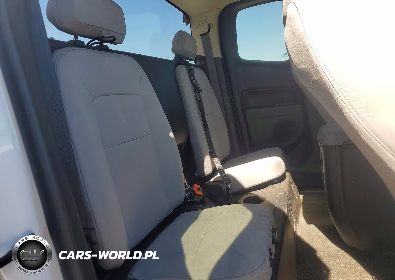 2017 Chevrolet Colorado VIN:1GCHSBEAXH1275455 - 10