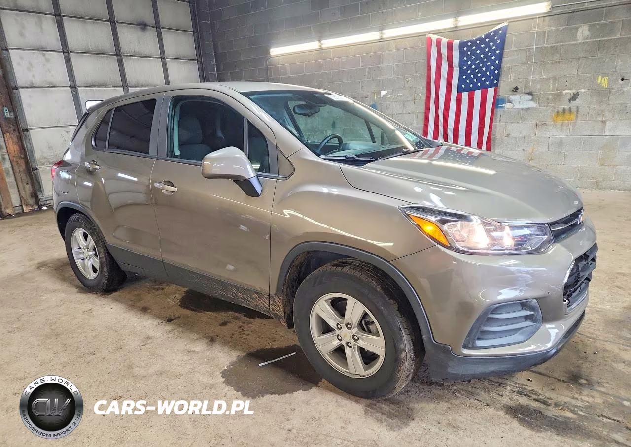 2020 Chevrolet Trax Ls VIN:KL7CJKSB9LB348695 - 4