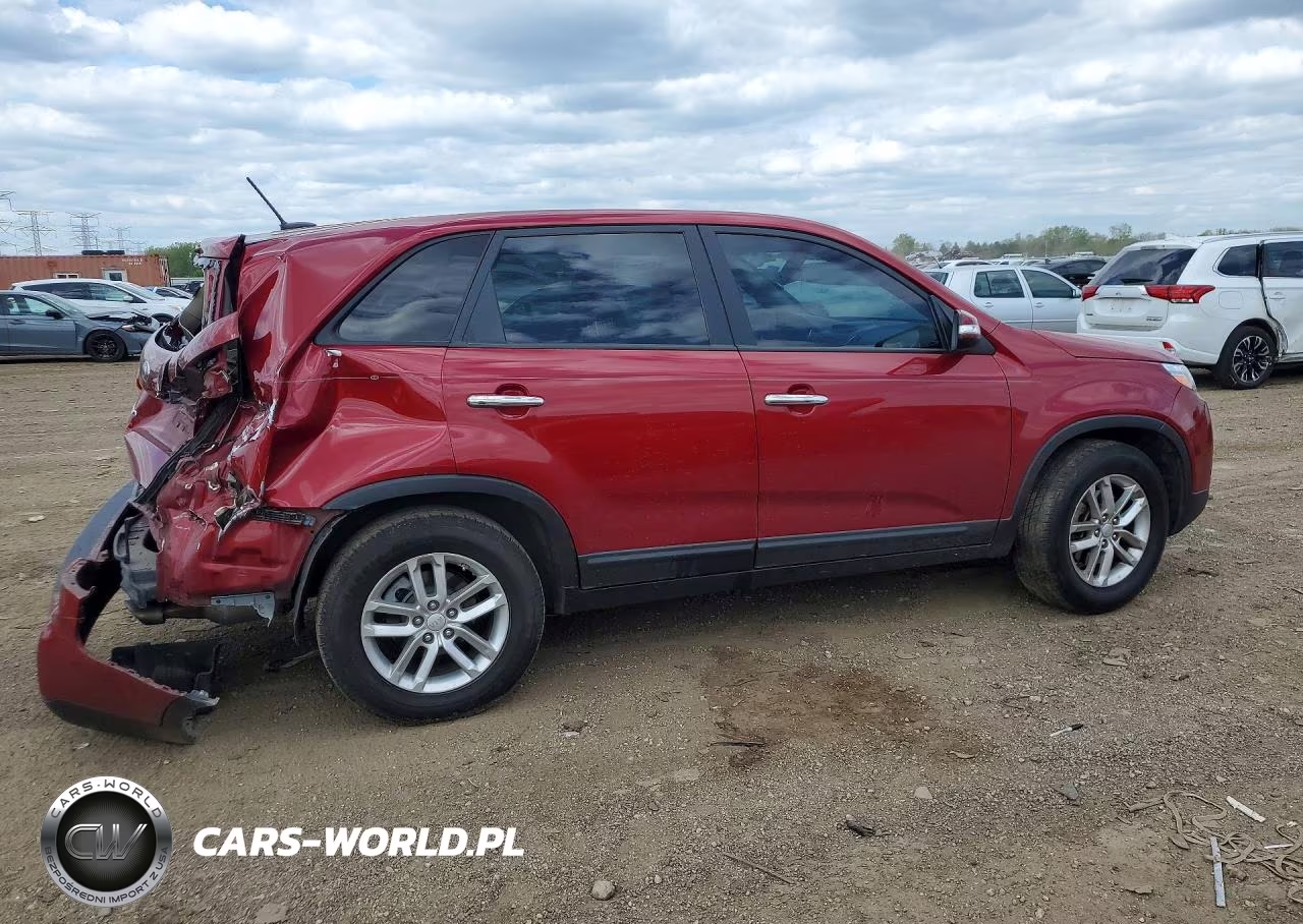 2014 Kia Sorento Lx VIN:5XYKT3A62EG512946 - 3