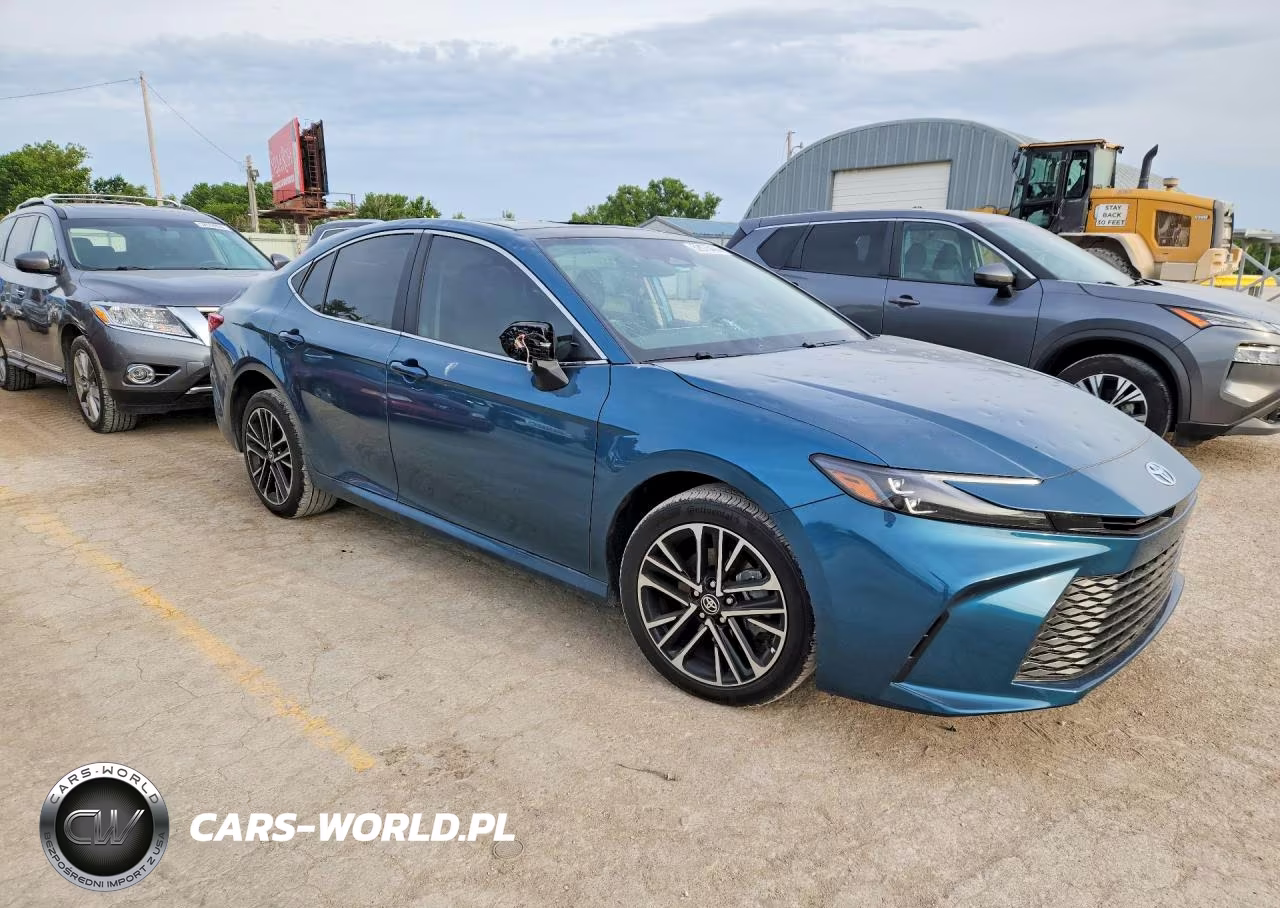 2025 Toyota Camry Xle VIN:4T1DBADK6SU542126 - 4
