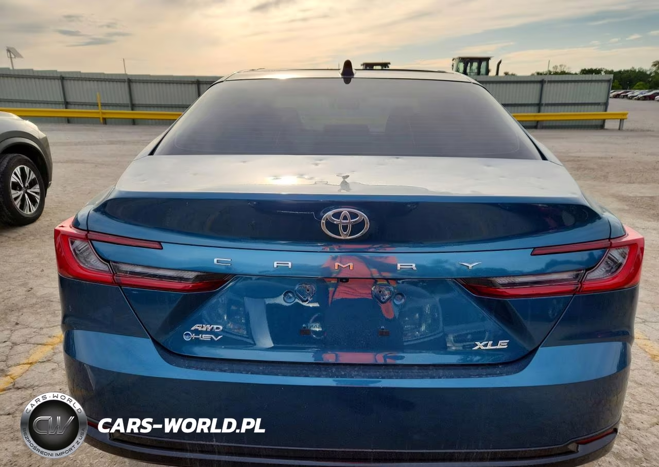 2025 Toyota Camry Xle VIN:4T1DBADK6SU542126 - 6