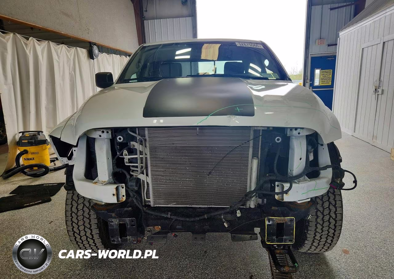 2020 Ram 1500 Classic Warlock VIN:1C6RR7GG8LS153184 - 5