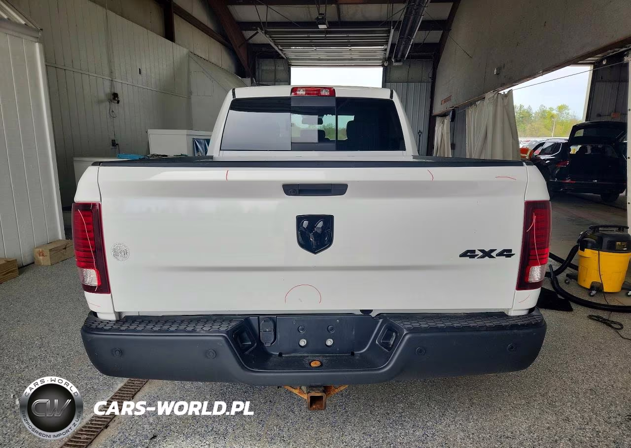2020 Ram 1500 Classic Warlock VIN:1C6RR7GG8LS153184 - 6