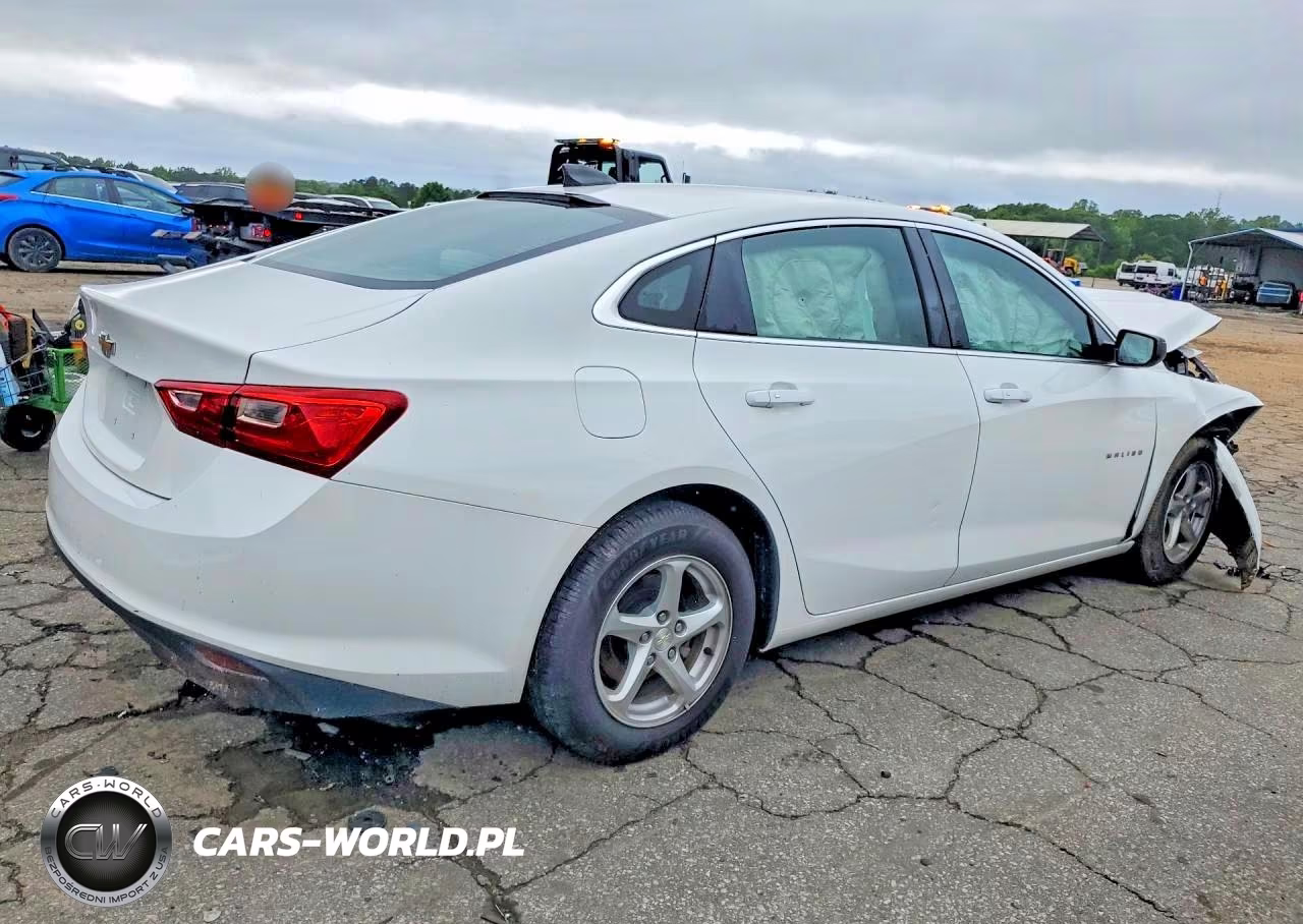 2018 Chevrolet Malibu Ls VIN:1G1ZC5ST5JF239554 - 4