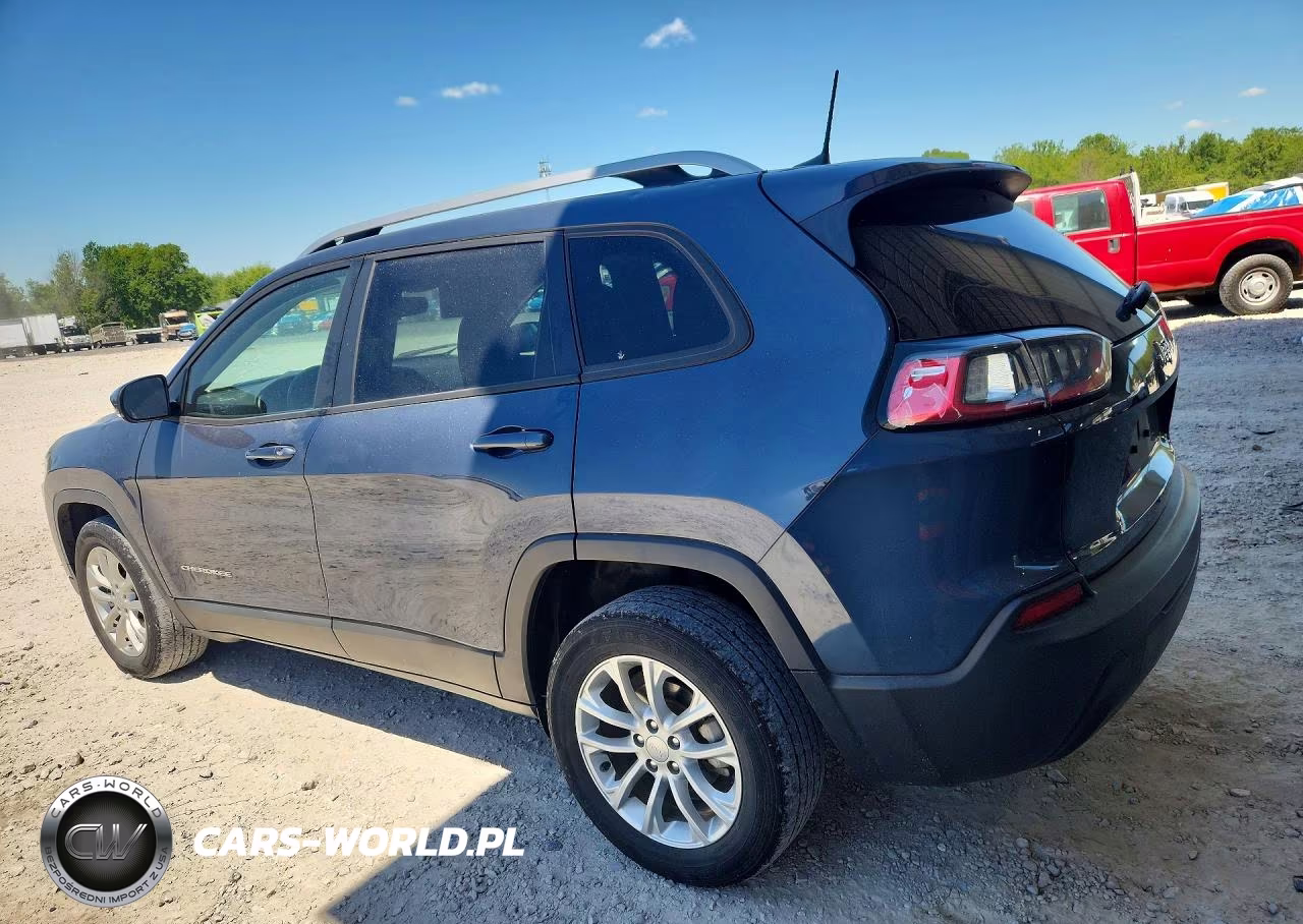 2021 Jeep Cherokee Latitude VIN:1C4PJLCB7MD155542 - 2