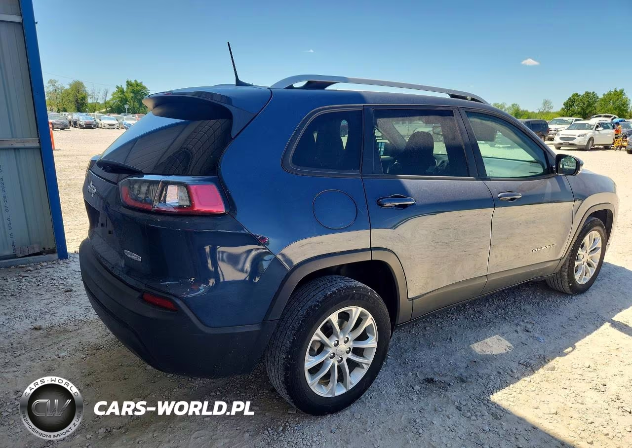 2021 Jeep Cherokee Latitude VIN:1C4PJLCB7MD155542 - 3