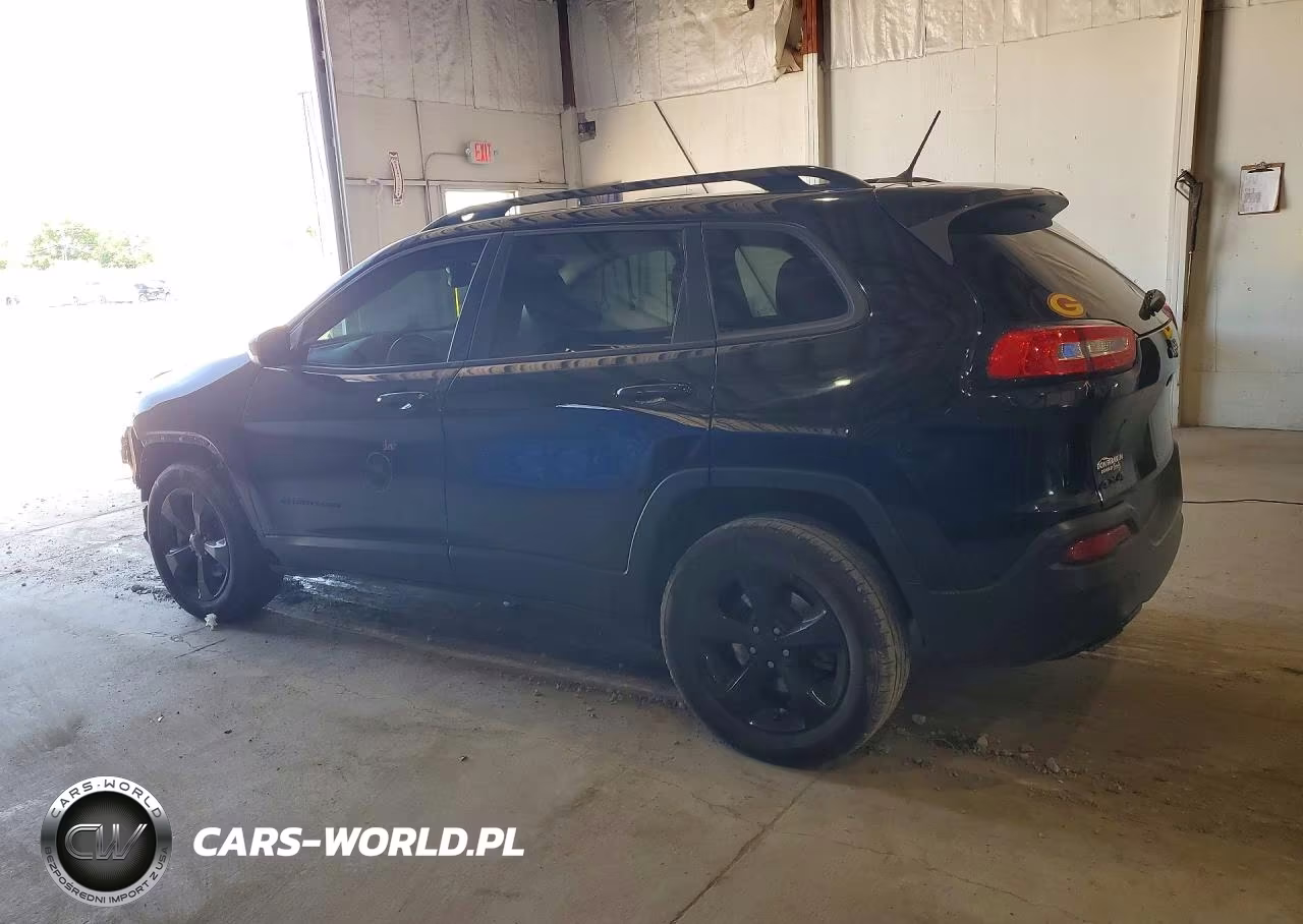 2018 Jeep Cherokee Latitude VIN:1C4PJMCBXJD509250 - 2