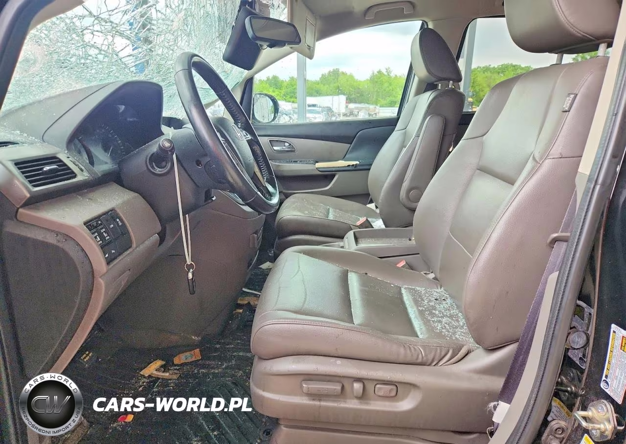2016 Honda Odyssey Touring VIN:5FNRL5H98GB108294 - 7