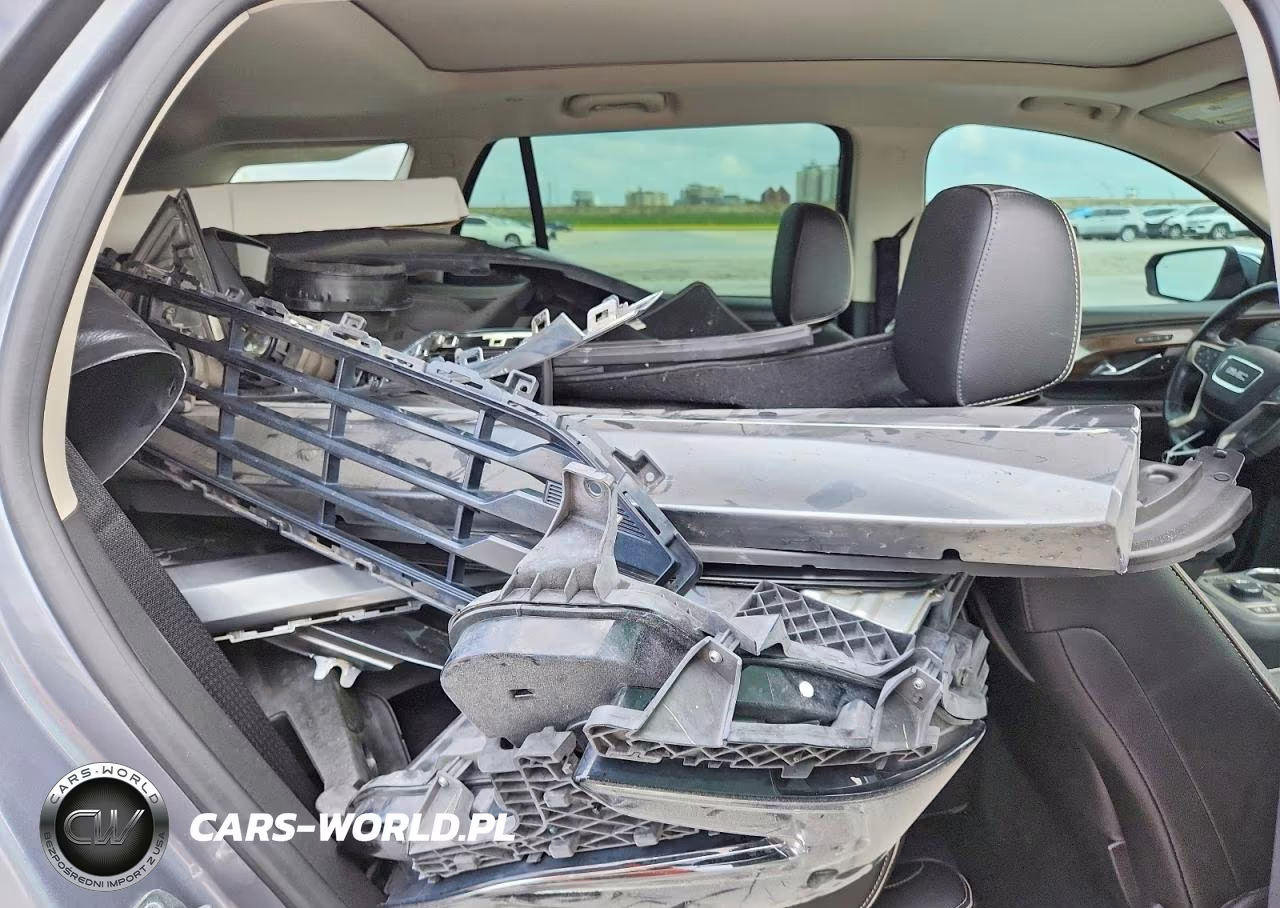 2019 GMC Terrain Denali VIN:3GKALSEXXKL262017 - 10