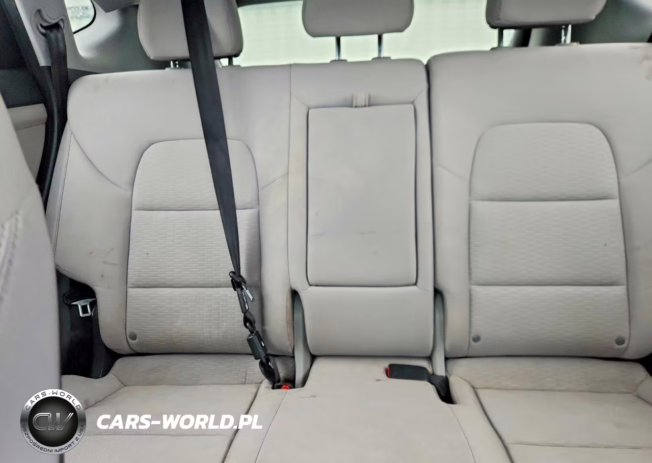 2019 Hyundai Tucson Value VIN:KM8J3CA49KU014629 - 10