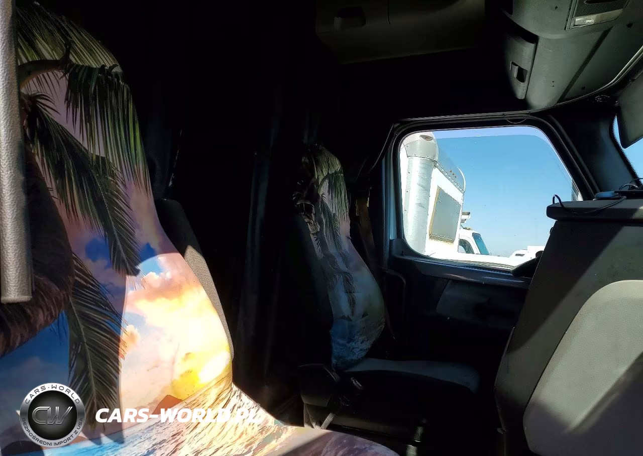 2020 Freightliner Cascadia 126 Semi Truck VIN:3AKJHHDR8LSMF1595 - 5