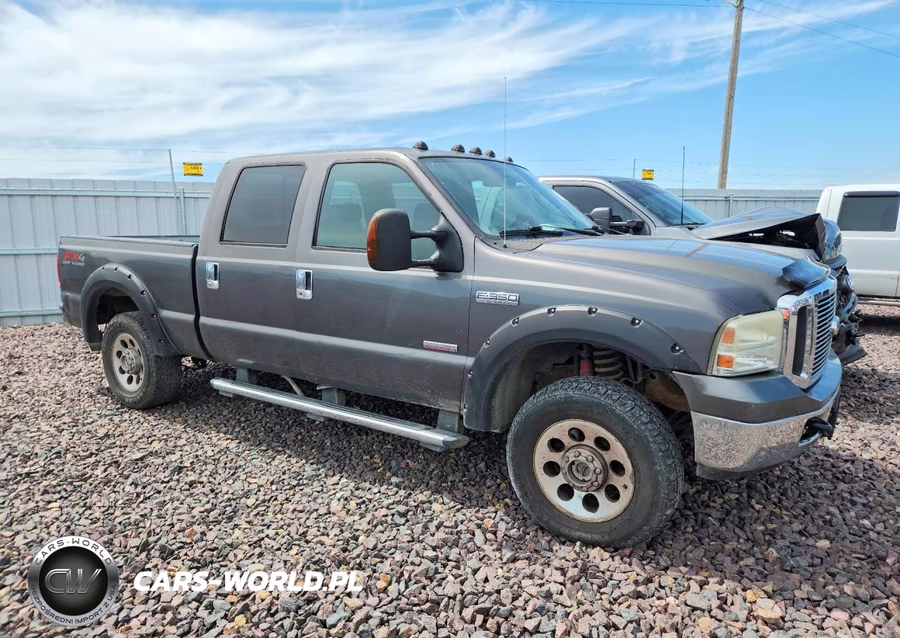 2005 Ford F350 Srw Super Duty VIN:1FTWW31P95EB49605 - 4