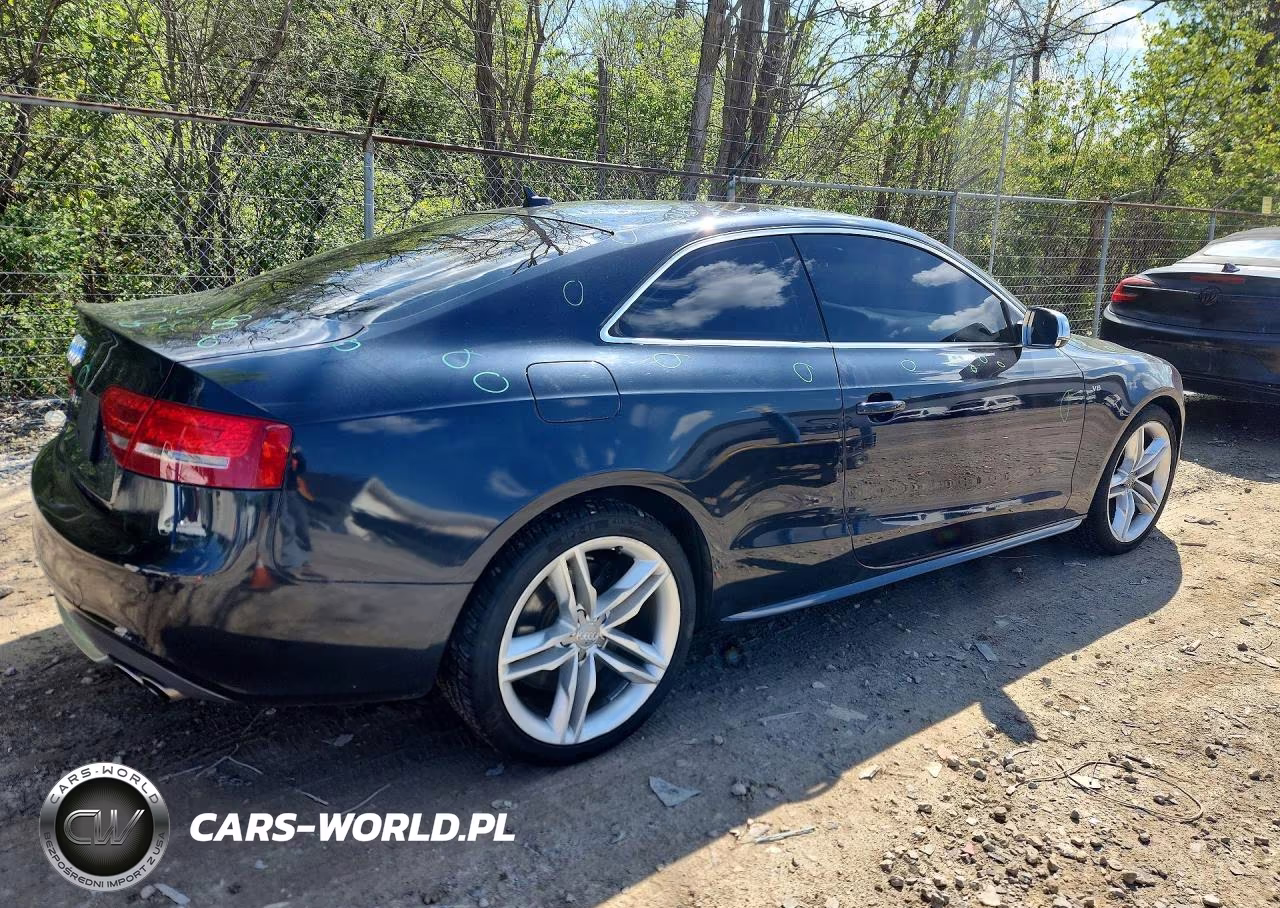 2012 Audi S5 Premium Plus VIN:WAUCVAFR1CA005794 - 3