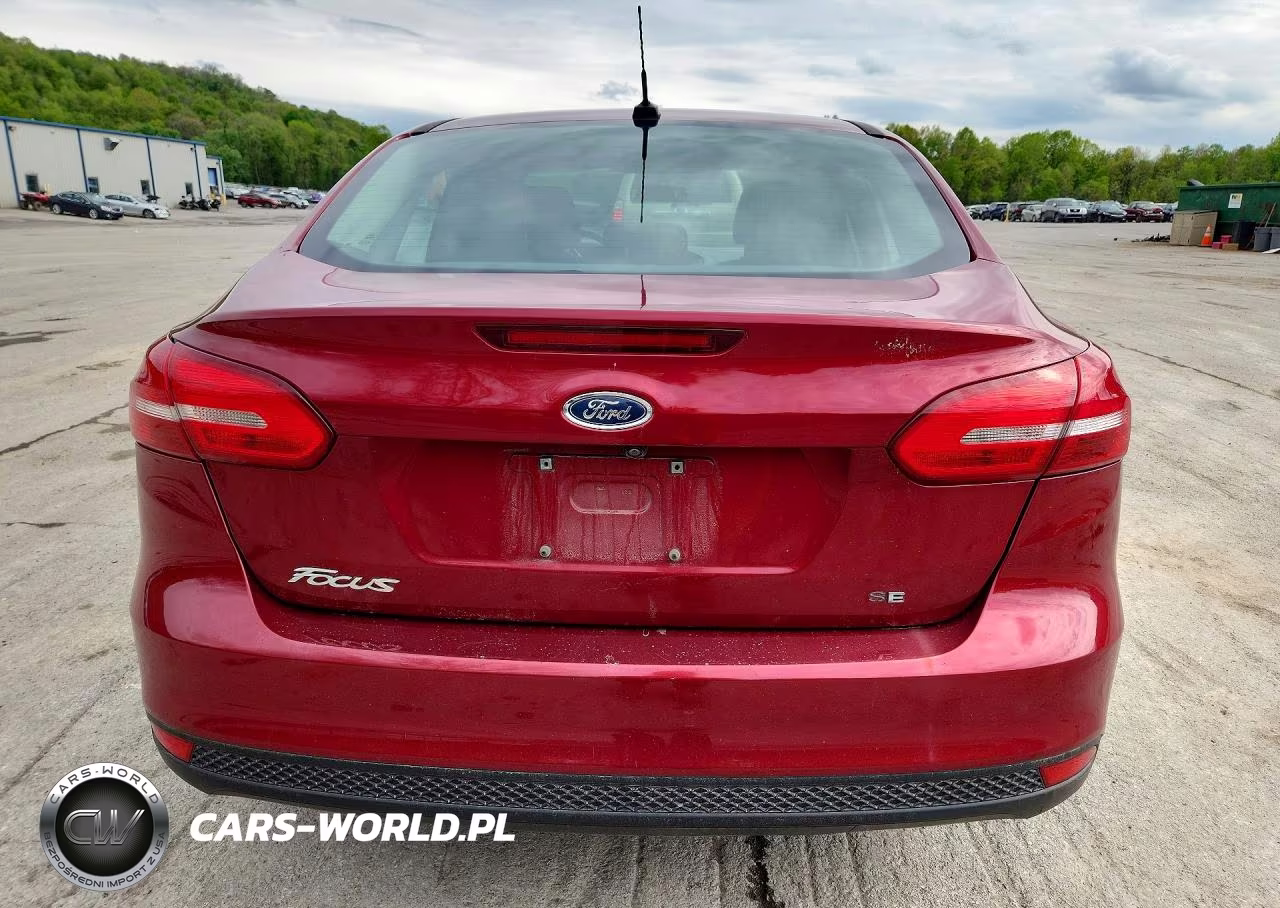 2017 Ford Focus Se VIN:1FADP3F28HL346787 - 6