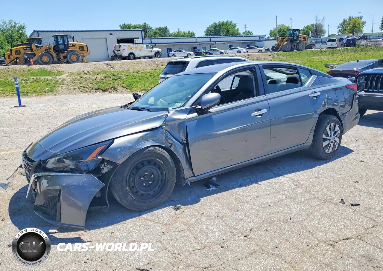 2023 Nissan Altima S – zdjęcie 1 z 12