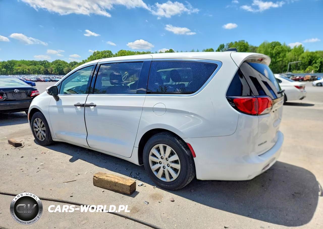 2020 Chrysler Voyager L VIN:2C4RC1AG5LR210894 - 2