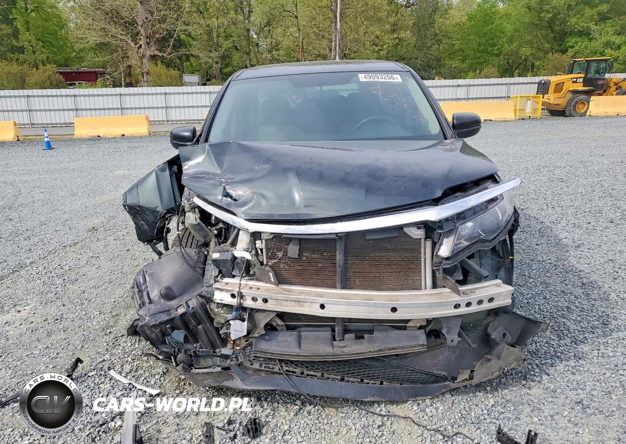 2018 Honda Pilot Lx VIN:5FNYF6H18JB052707 - 5