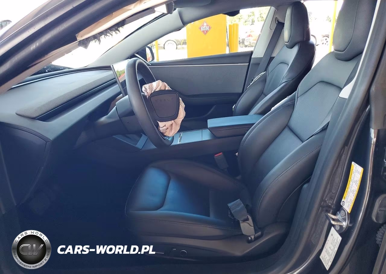 2025 Tesla Model 3 VIN:5YJ3E1EA4SF895034 - 7