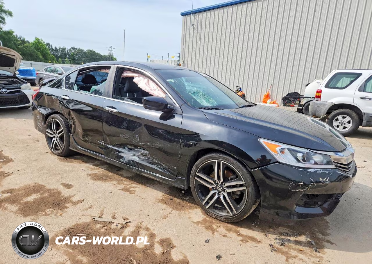 2017 Honda Accord Sport Special Edition VIN:1HGCR2F16HA197133 - 4