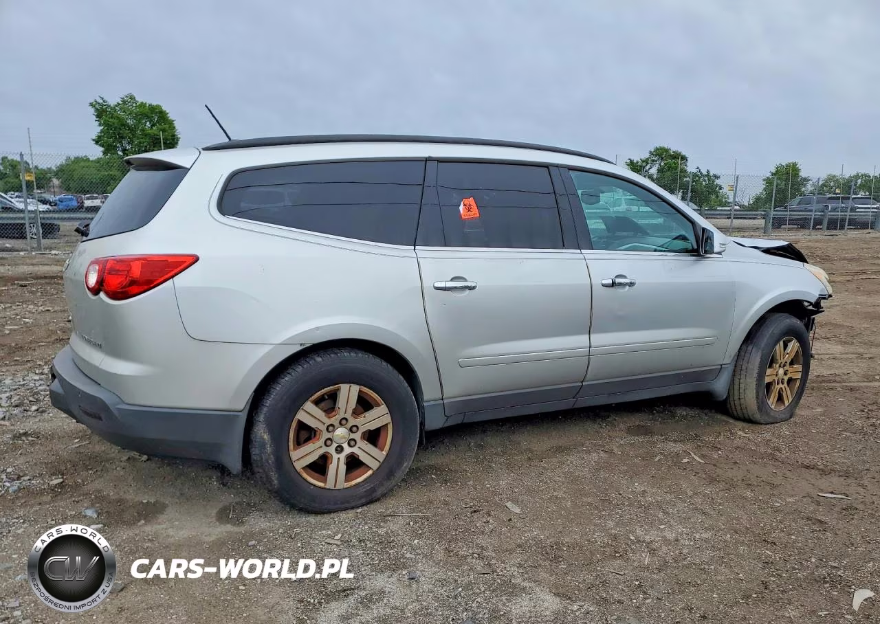 2011 Chevrolet Traverse Lt VIN:1GNKVJED6BJ325025 - 3