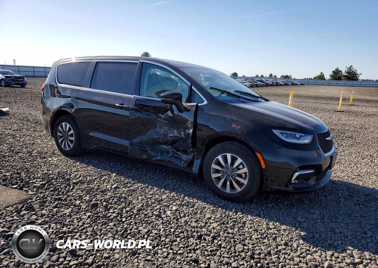 2024 Chrysler Pacifica Hybrid Select VIN:2C4RC1S74RR153854 - 4