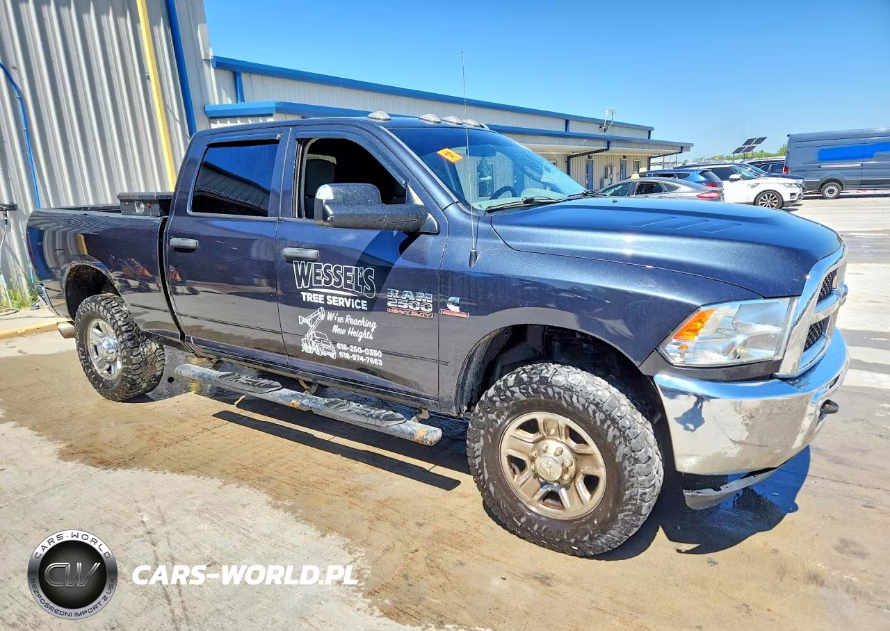 2018 Ram 2500 St VIN:3C6UR5CL5JG144738 - 4