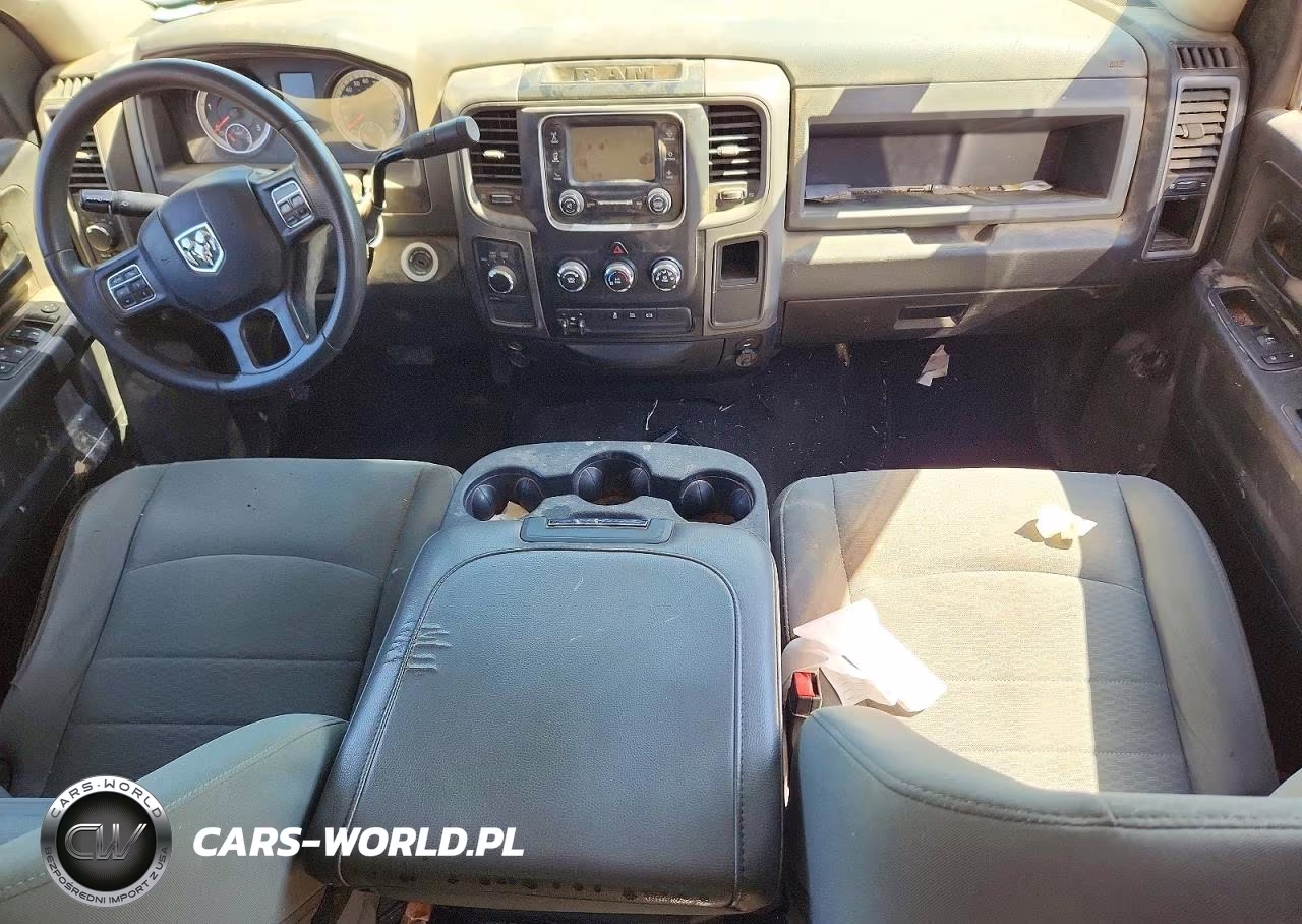 2018 Ram 2500 St VIN:3C6UR5CL5JG144738 - 8