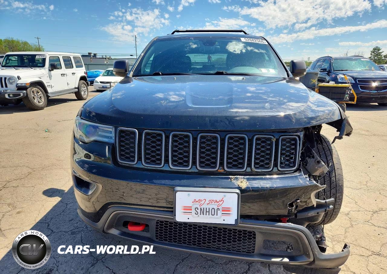 2018 Jeep Grand Cherokee Trailhawk VIN:1C4RJFLG1JC105047 - 5