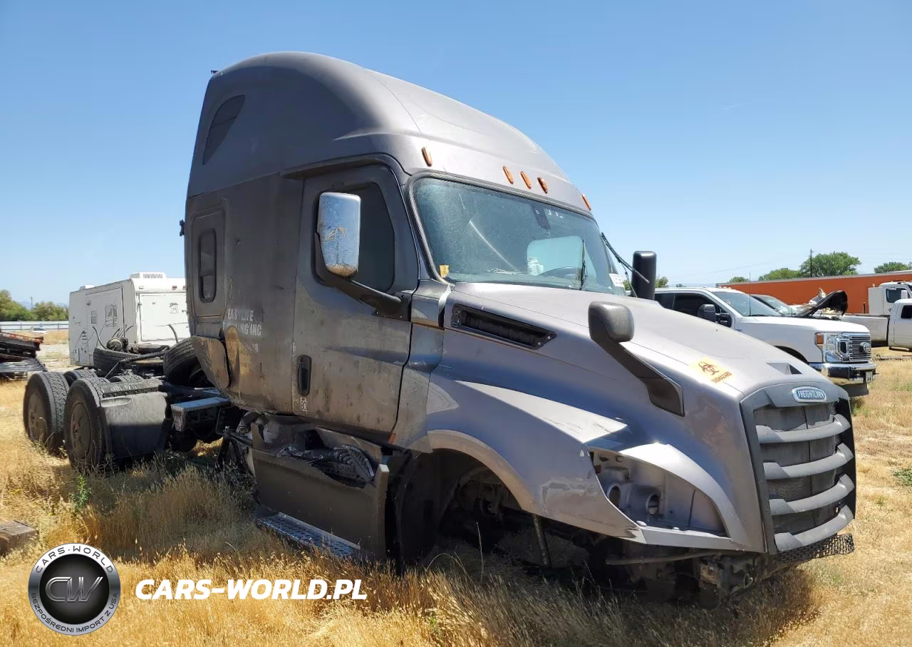2019 Freightliner Cascadia 126 Semi Truck