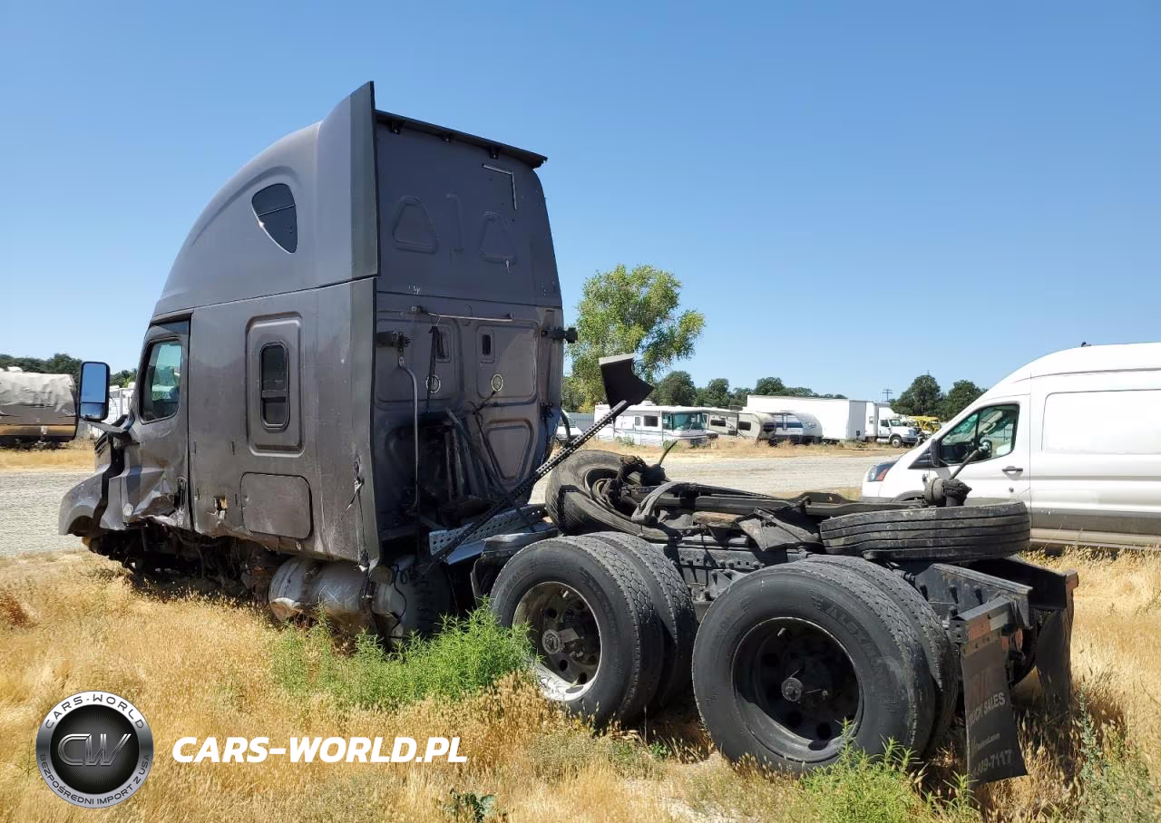 2019 Freightliner Cascadia 126 Semi Truck VIN:3AKJHHDR4KSHP1390 - 3