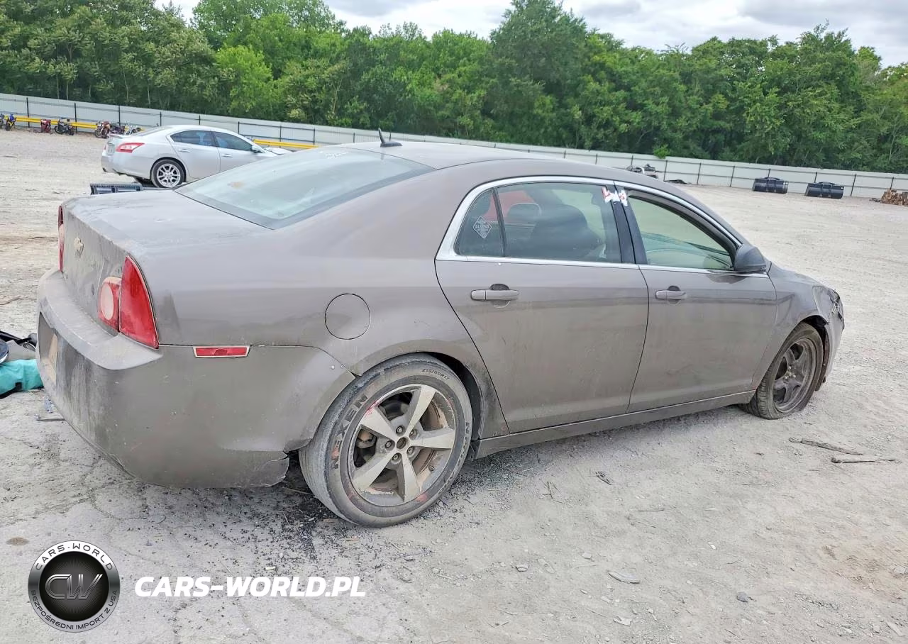 2011 Chevrolet Malibu Ls VIN:1G1ZB5E14BF156647 - 3