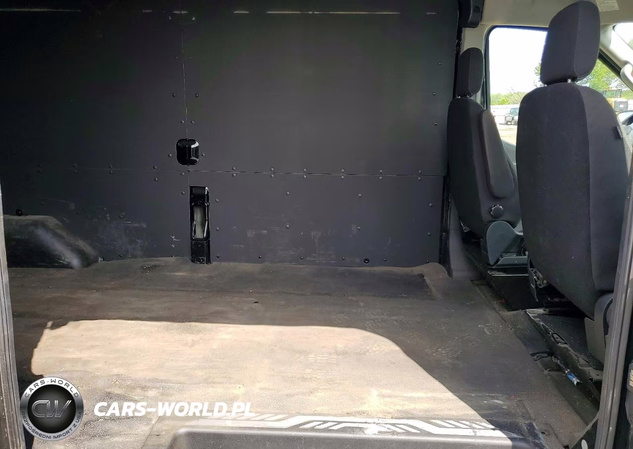 2021 Ford Transit T-250 VIN:1FTBR1C8XMKA10647 - 11