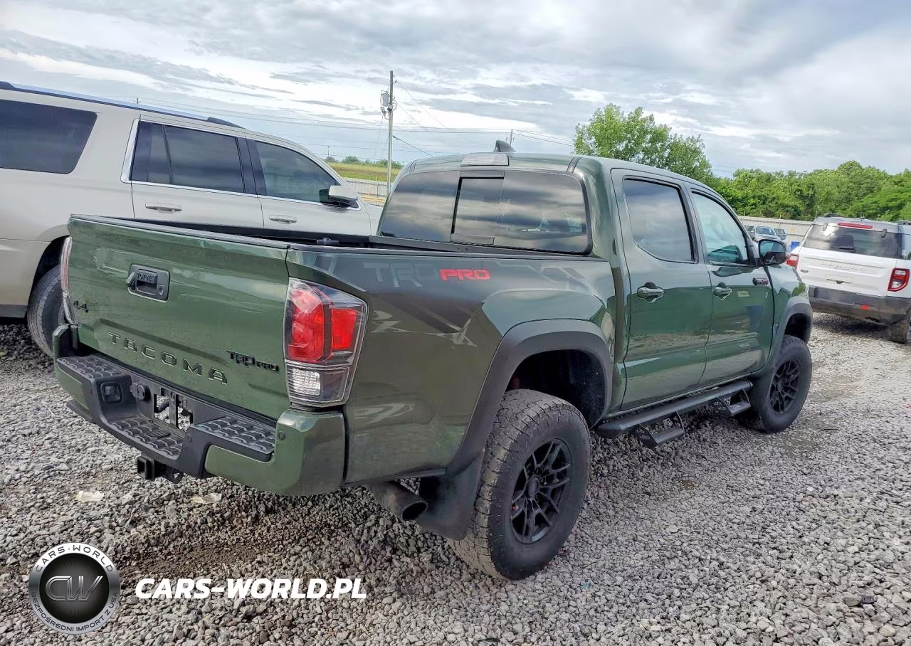 2020 Toyota Tacoma Trd Pro VIN:5TFCZ5AN0LX227453 - 3