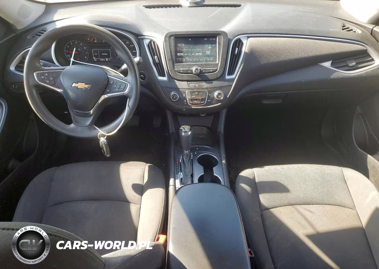 2016 Chevrolet Malibu VIN:1G1ZB5ST3GF328714 - 8