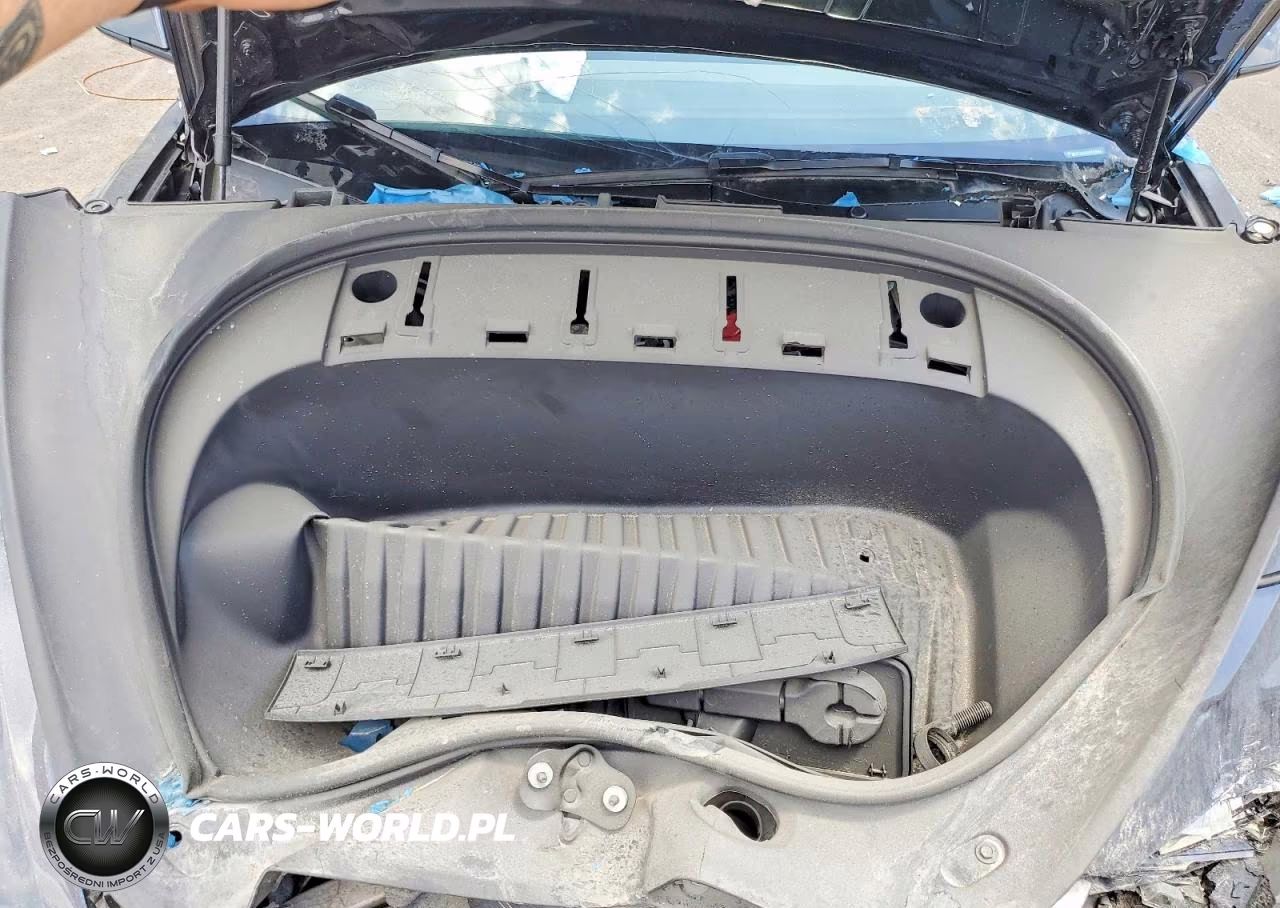 2024 Tesla Model 3 VIN:5YJ3E1EAXRF756164 - 11