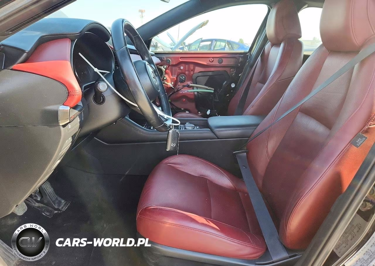 2019 Mazda 3 Premium VIN:JM1BPANMXK1141936 - 7