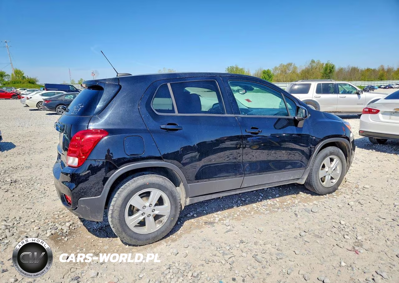 2019 Chevrolet Trax Ls VIN:3GNCJKSB7KL387616 - 3