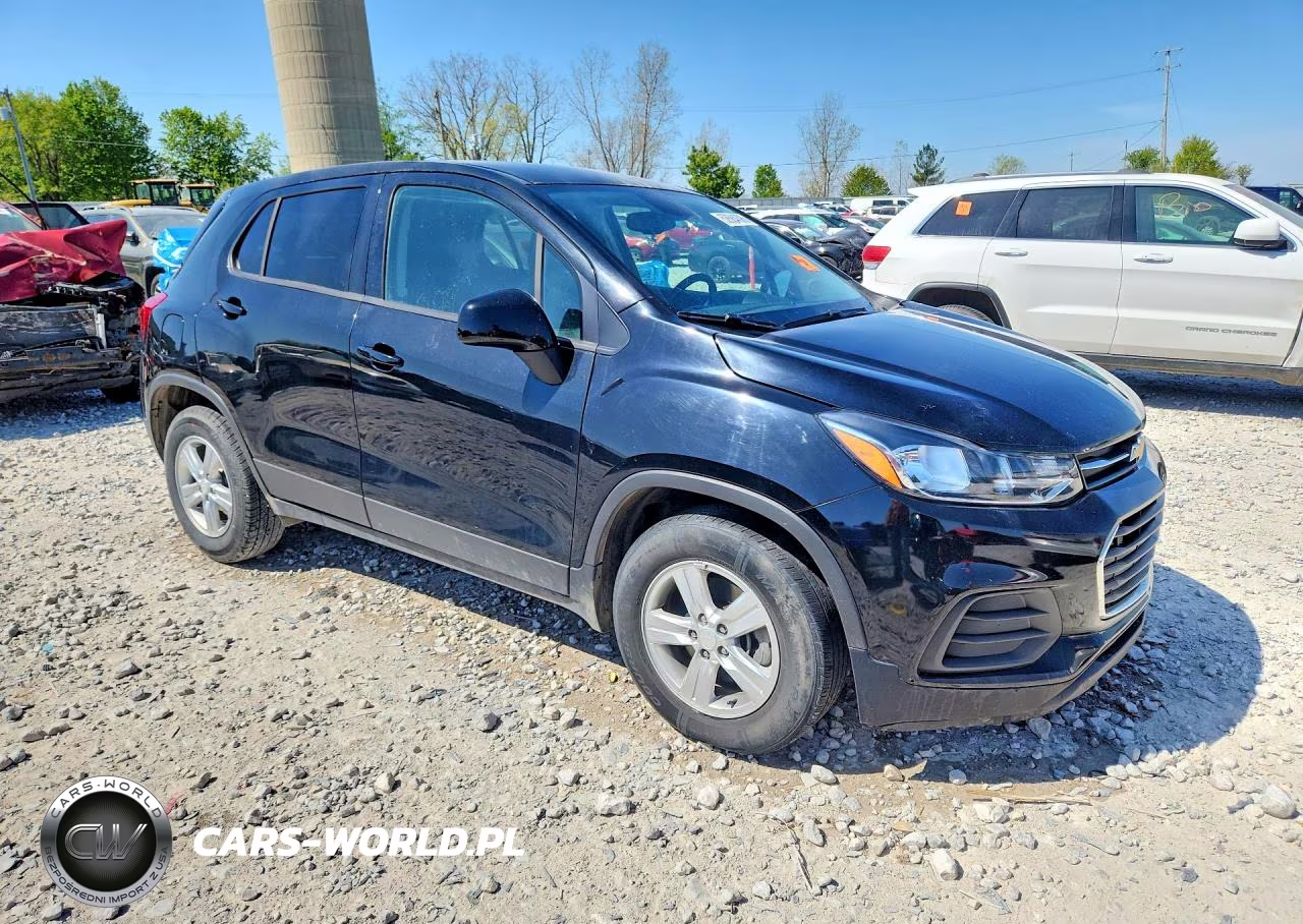 2019 Chevrolet Trax Ls VIN:3GNCJKSB7KL387616 - 4