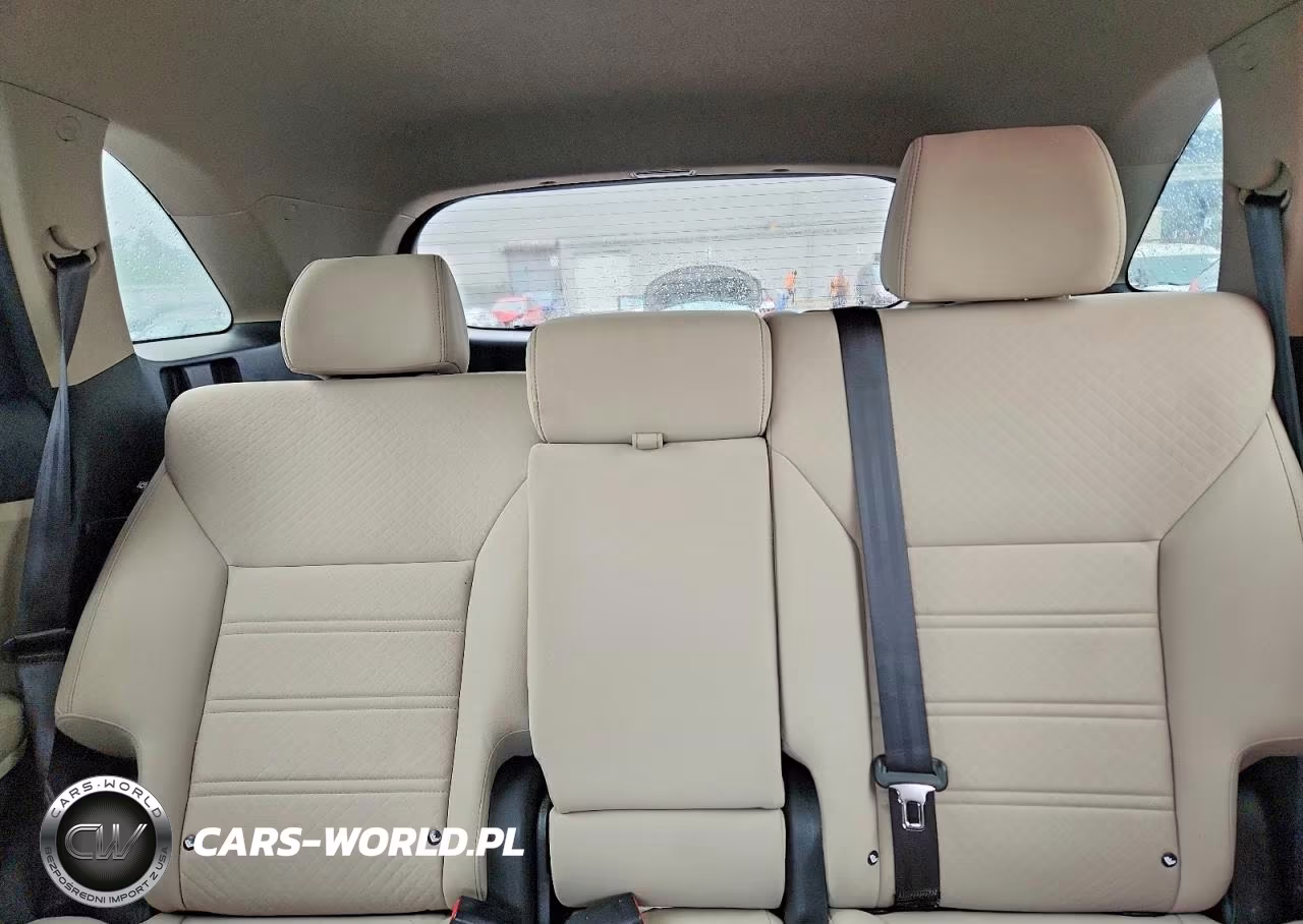 2017 Kia Sorento Lx VIN:5XYPGDA37HG218968 - 10