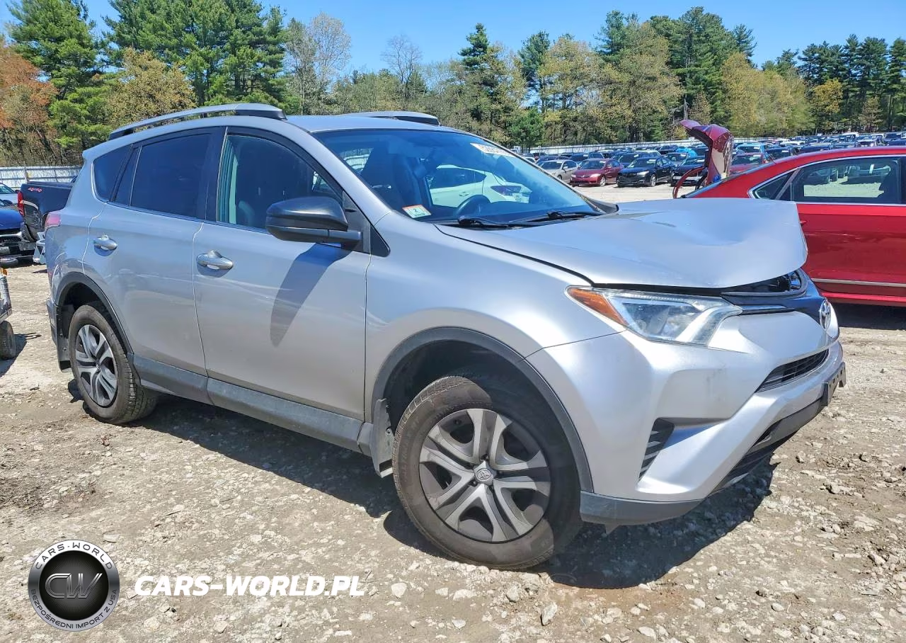 2016 Toyota Rav4 Le VIN:2T3BFREVXGW501807 - 4